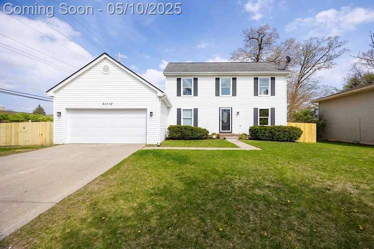 61448 Dean in South Lyon, MI Photo 1