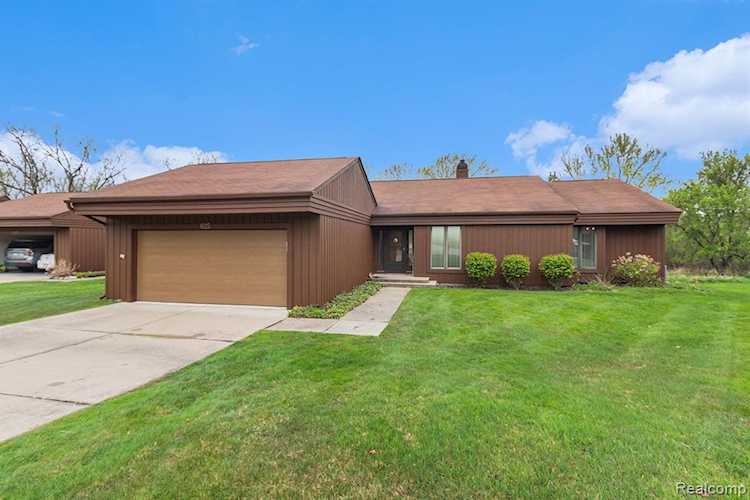 625 Applegate Ln in Grand Blanc, MI Photo 1