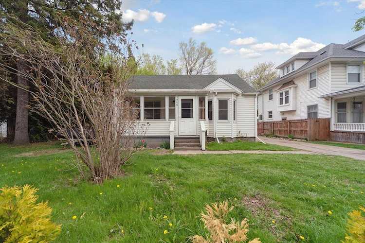 715 W Holmes Rd in Lansing, MI Photo 1