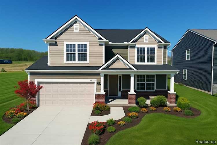 30112 Norway Dr in South Lyon, MI Photo 1