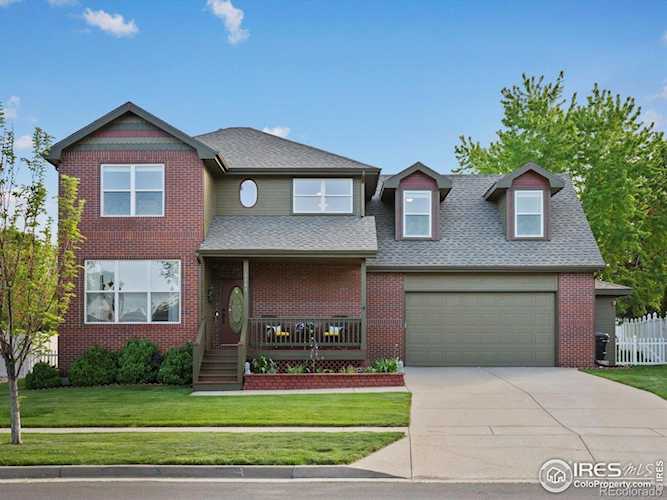 1141 Jefferson Dr Berthoud Common Discover your perfect home in the heart of Berthoud, Colorado! This home was custom built in 2000... Berthoud Larimer CO 80513 IR1033971 home for sale $650,000 IR1033971 Photo 1