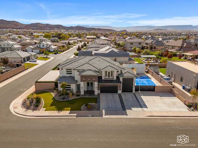 2676 E 2930  S St George, UT 84790 home for sale, MLS#24-256437 - Erika Rogers Photo 1