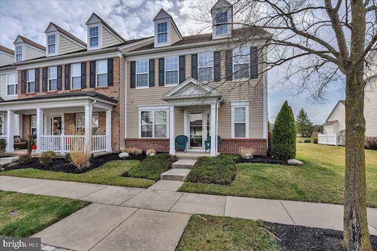 Voorhees Homes For Sale- 40 Borton Ave Charming, sun-filled end