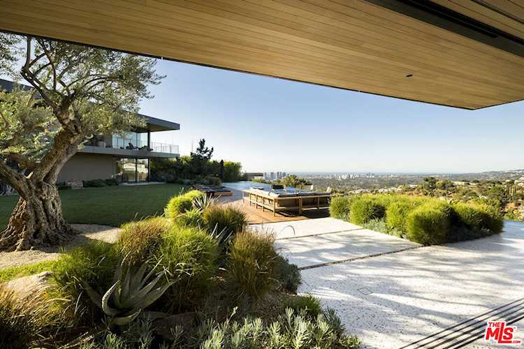 1535 Blue Jay Way, Los Angeles, CA 90069 RubyHome