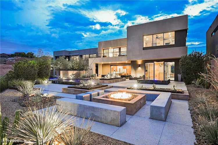 20 Falling Canyon Ct Henderson, NV 89011 | MLS 2703004