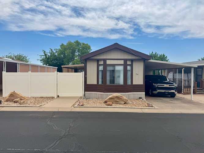 1360 N Dixie Downs RD #24 St George, UT 84770 home for sale, MLS#25-263796 - Erika Rogers Photo 1