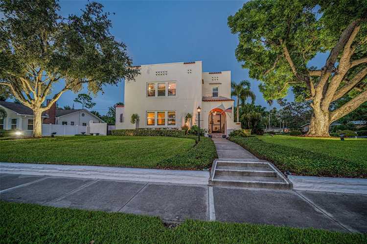 301 Citrus Ave Dunedin, FL 34698 home for sale, MLS#TB8414735