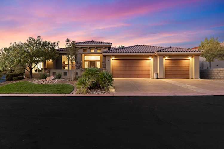 1795 N Snow Canyon Parkway #40 St George, UT 84770 home for sale, MLS#25-264666 - Erika Rogers Photo 1