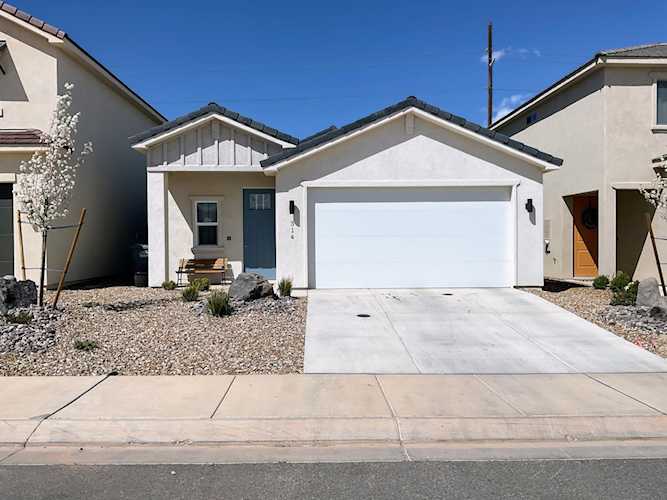 314 Deep Creek DR Washington, UT 84780 home for sale, MLS#25-264662 - Erika Rogers Photo 1