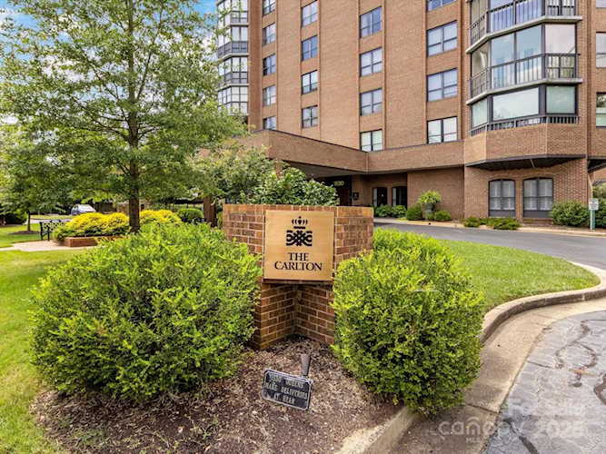 1530 Queens Rd Charlotte NC 28207 MLS #4298398 Hendrix