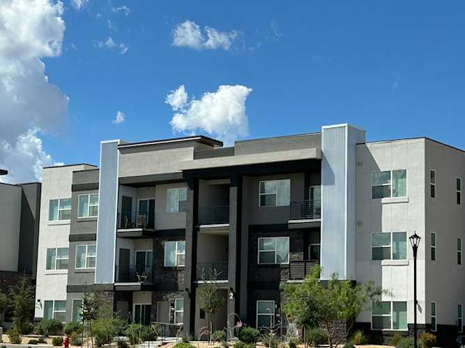 5801 S Garnet DR #2-304 St George, UT 84790 condo for sale, MLS#25-264879 - Erika Rogers Photo 1