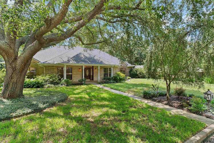 404 Moccasin Lane, Kilgore, TX 75662 MLS# 25013788