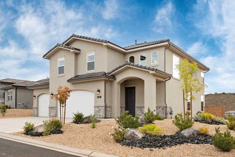 1122 Paseos ST Washington, UT 84780 home for sale, MLS#25-265058 - Erika Rogers Photo 1