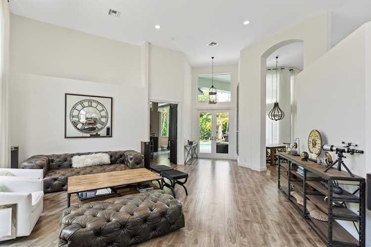 3205 NW 62nd Street, Boca Raton, FL home for sale in Seasons