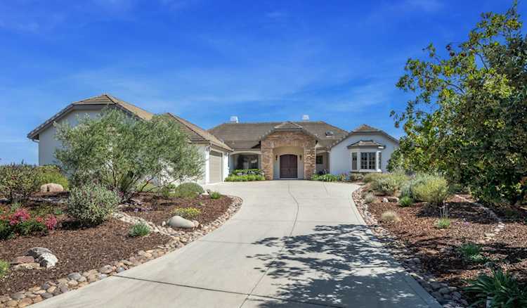 224 Valhalla Dr, Solvang, CA 93463