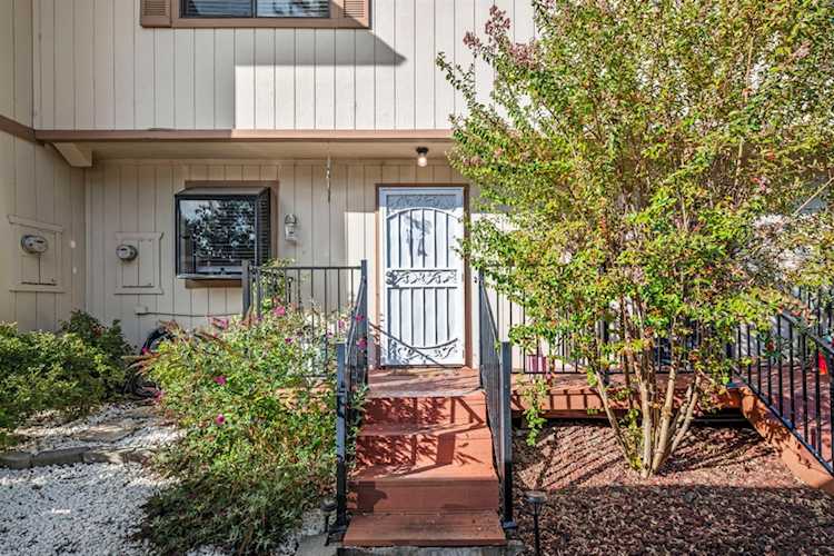 4291 Patterson Drive #17, Diamond Springs, CA 95619