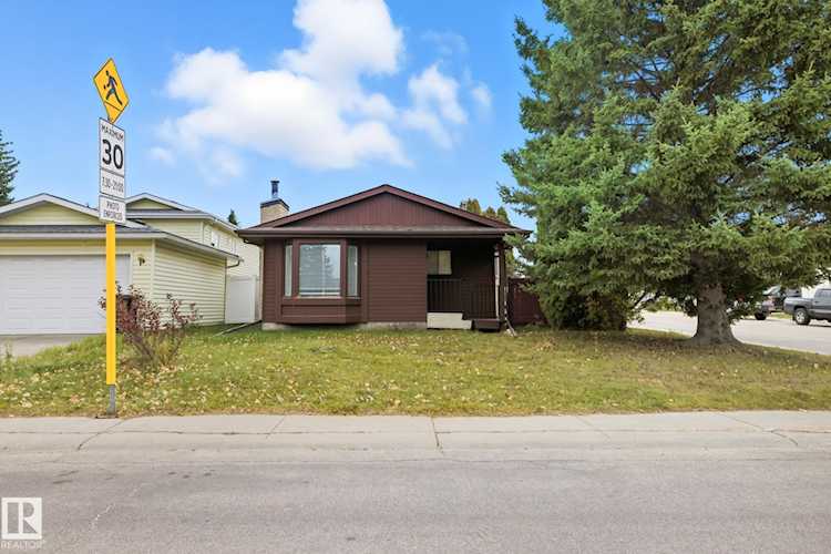 7123 187A Street Edmonton, AB T5T 5E8 | MLS® E4461075