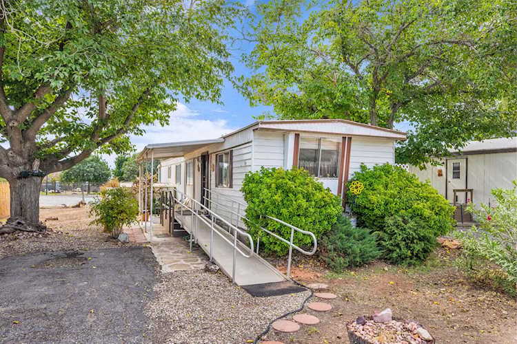 200 E 400  S #11 Washington, UT 84780 home for sale, MLS#25-265924 - Erika Rogers Photo 1