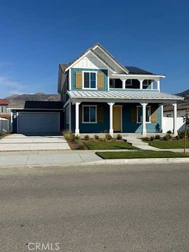 153 East Heritage Valley Parkway, Fillmore, CA 93015