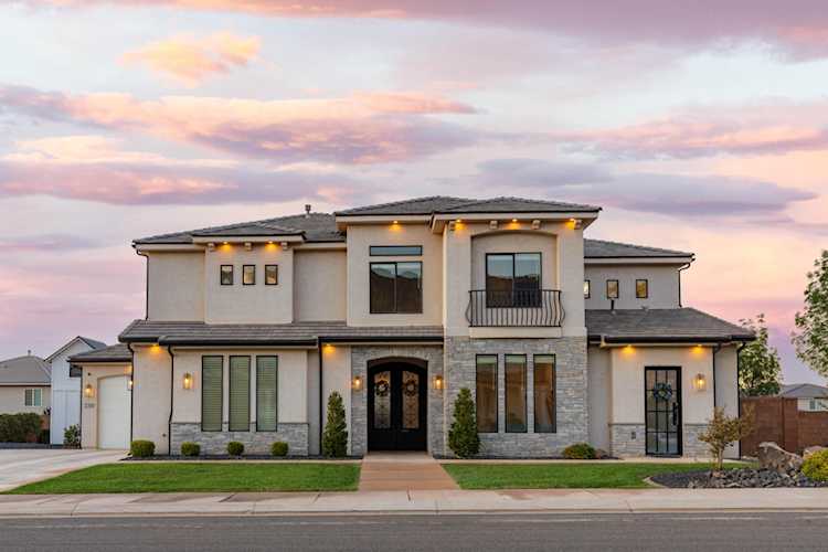 3397 E Maple Mountain DR St George, UT 84790 home for sale, MLS#25-265478 - Erika Rogers Photo 1