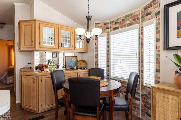 2990 E Riverside #117 St George, UT 84790 home for sale, MLS#25-266344 - Erika Rogers Photo 1