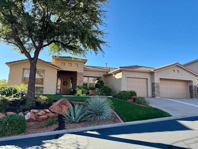 1361 W Red Butte Dr DR Washington, UT 84780 home for sale, MLS#25-266619 - Erika Rogers Photo 1