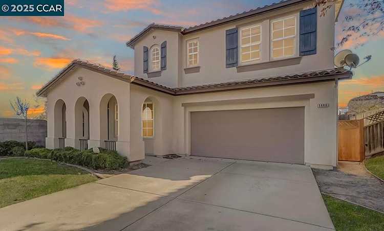 5660 Vista Drive, Richmond, CA 94806