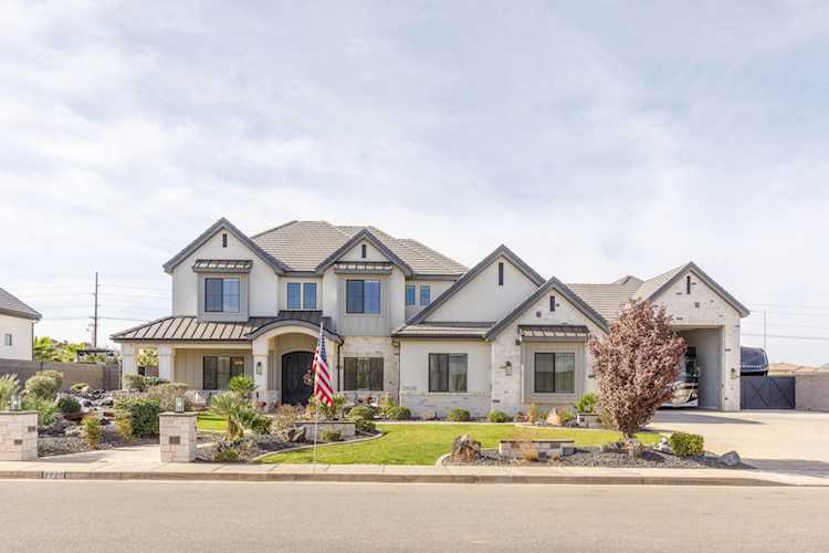 2928 S Farmland DR Washington, UT 84780 home for sale, MLS#25-266747 - Erika Rogers Photo 1