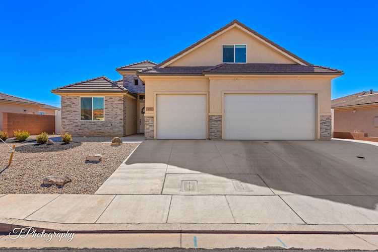 498 E Todd Place Washington, UT 84780 home for sale, MLS#25-266457 - Erika Rogers Photo 1