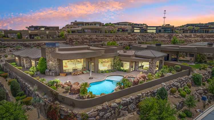 2596 E Flint ST St George, UT 84790 home for sale, MLS#24-253884 - Erika Rogers Photo 1