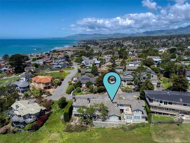 404 Huntington Road, Cambria, CA 93428
