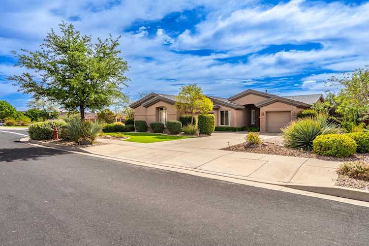 3404 E Sweetwater Springs DR Washington, UT 84780 home for sale, MLS#25-265341 - Erika Rogers Photo 1