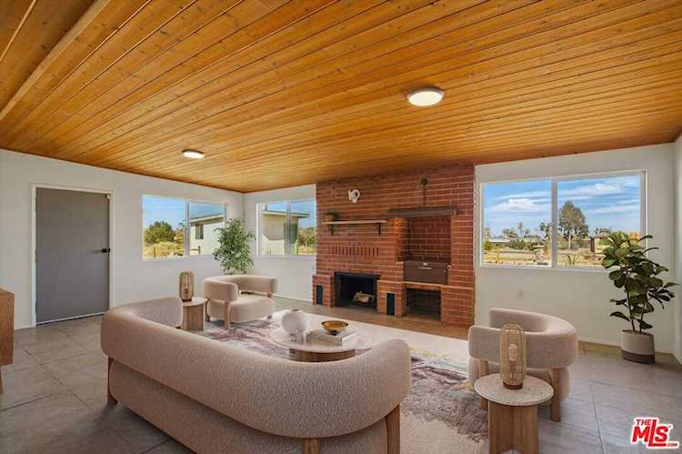 6391 Ruth Dr, Yucca Valley, CA 92284