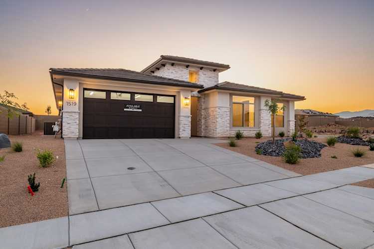 1545 N Daylight ST #129 Washington, UT 84780 home for sale, MLS#25-265654 - Erika Rogers Photo 1