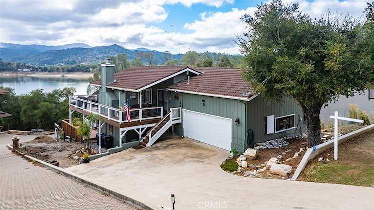 8744 Bluff Ct, Bradley, CA 93426
