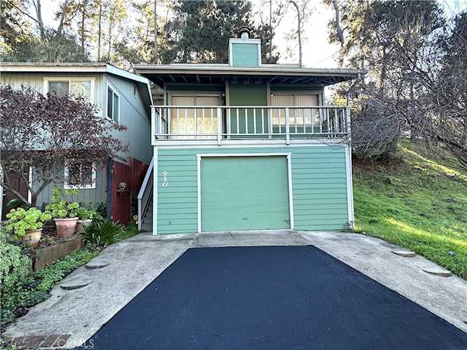 910 Sheffield St, Cambria, CA 93428