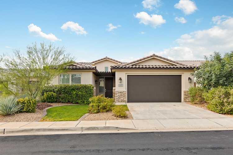 133 W White Pearl DR Washington, UT 84780 home for sale, MLS#25-264483 - Erika Rogers Photo 1