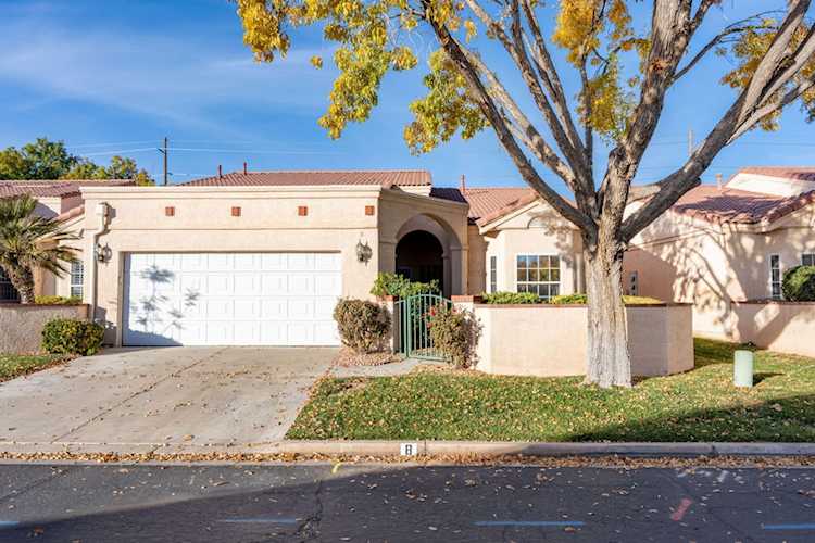 1186 E 900 S #8 St George, UT 84790 home for sale, MLS#25-267280 - Erika Rogers Photo 1