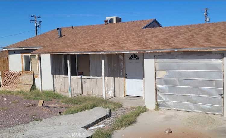 1211 Nancy, Barstow, CA 92311