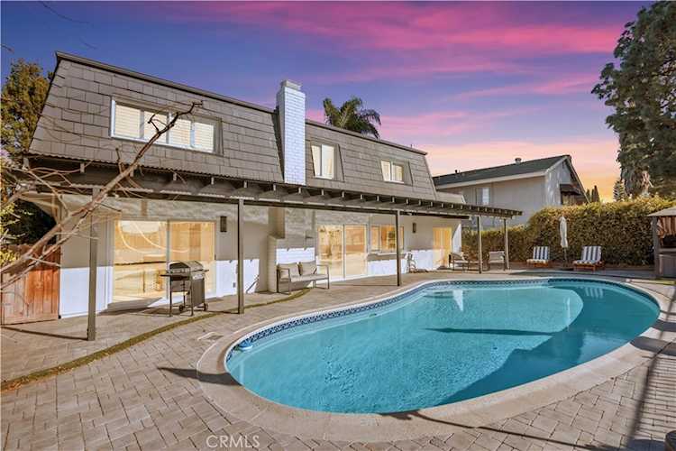 25266 Pacifica Ave, Mission Viejo, CA 92691