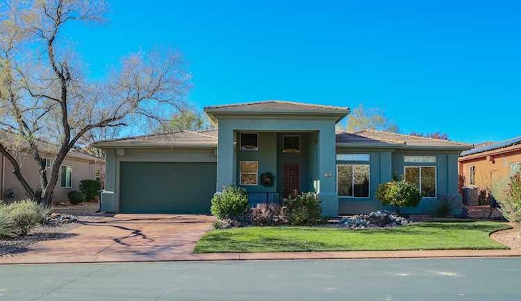 1613 N Primrose DR St George, UT 84770 home for sale, MLS#25-267251 - Erika Rogers Photo 1