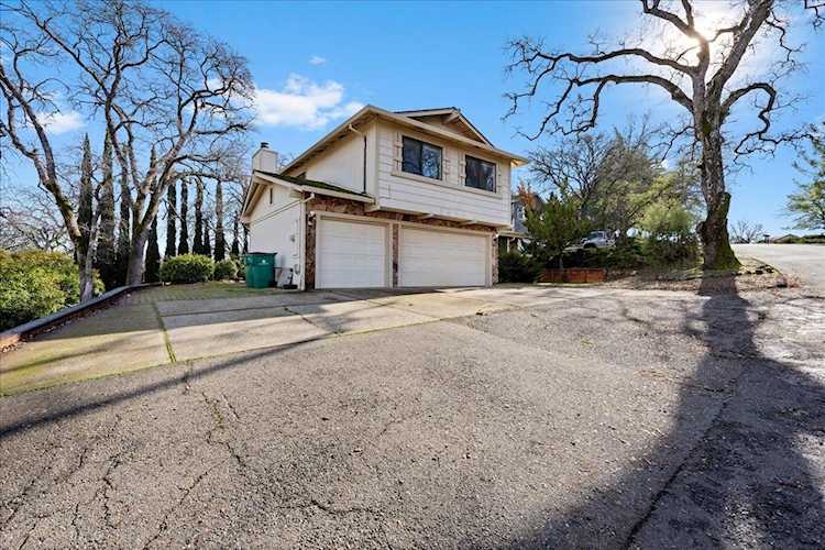 2435 Sandpiper Way, Cameron Park, CA 95682