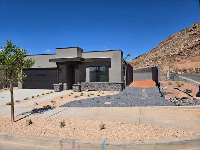 1883 S Queens Garden DR #4254 Washington, UT 84780 home for sale, MLS#25-267528 - Erika Rogers Photo 1