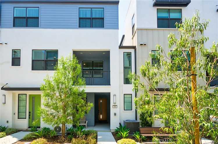 944 N Divino Privado, Ontario, CA 91764