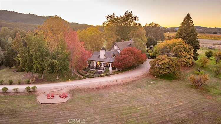 5415 Fairhills, Paso Robles, CA 93446