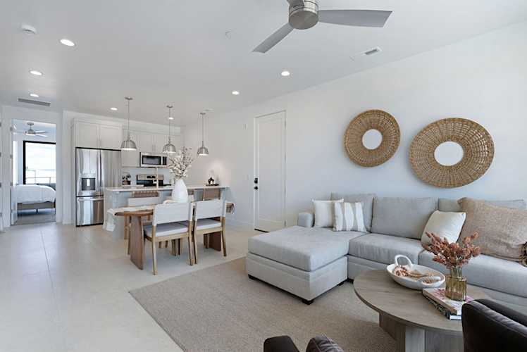 425 W Momori CIR #B2 Kanab, UT 84741 home for sale, MLS#25-267595 - Erika Rogers Photo 1