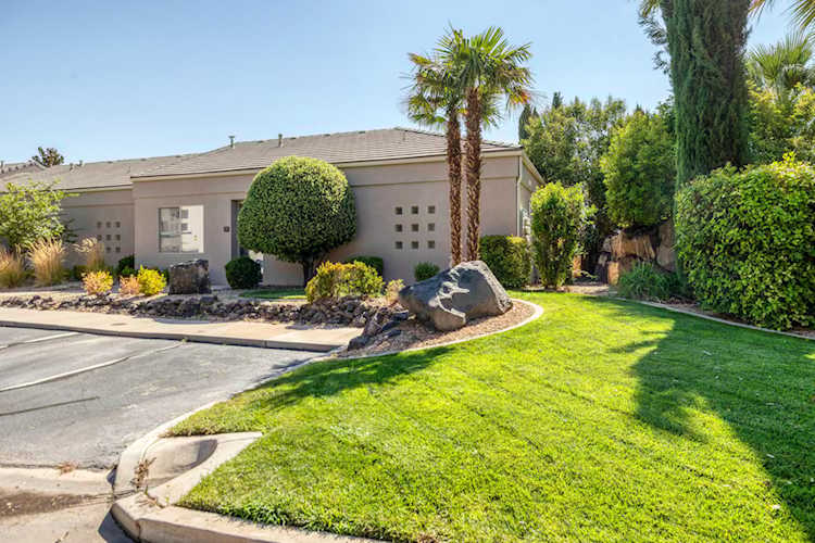 225 N Country #111 St George, UT 84770 home for sale, MLS#25-267600 - Erika Rogers Photo 1