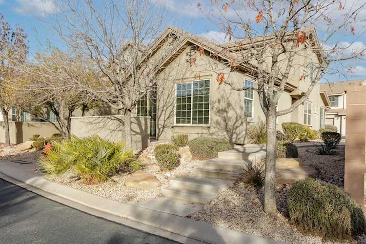 3439 S Barcelona Dr. #99 St George, UT 84790 home for sale, MLS#25-267601 - Erika Rogers Photo 1