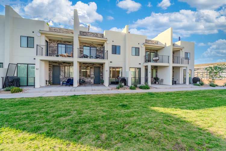 5399 S Cerulean LN #93 St George, UT 84790 home for sale, MLS#25-267627 - Erika Rogers Photo 1