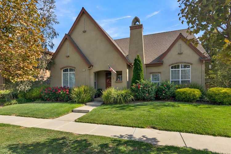 668 Meyer St, King City, CA 93930